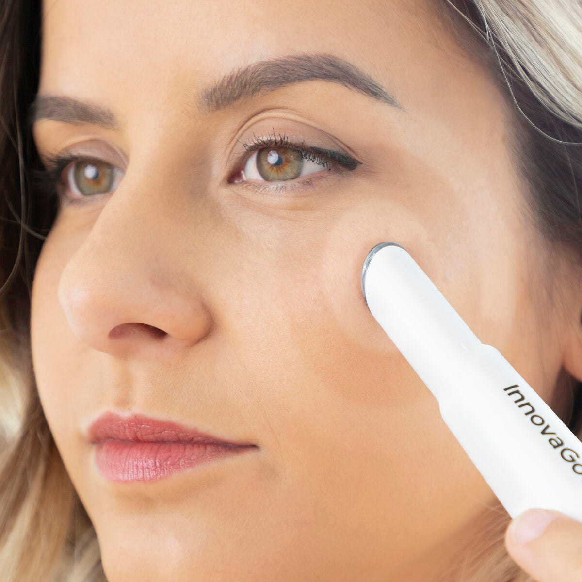 LumiEye™ Anti-Aging Eye Massager