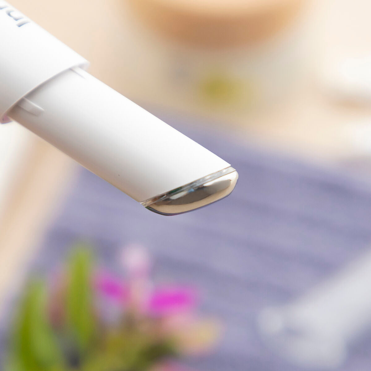 LumiEye™ Anti-Aging Eye Massager